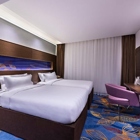 Novotel Beijing Peace Exterior foto