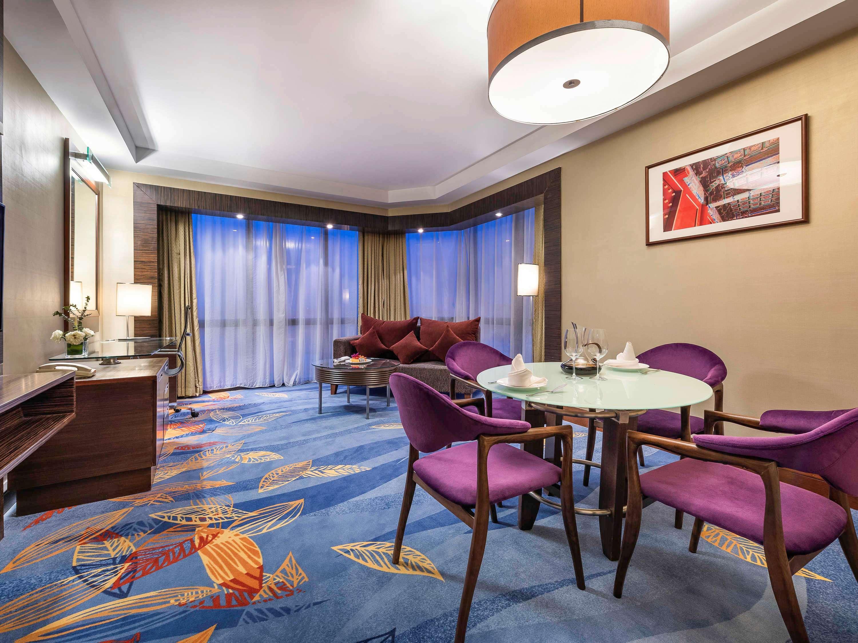 Novotel Beijing Peace Exterior foto