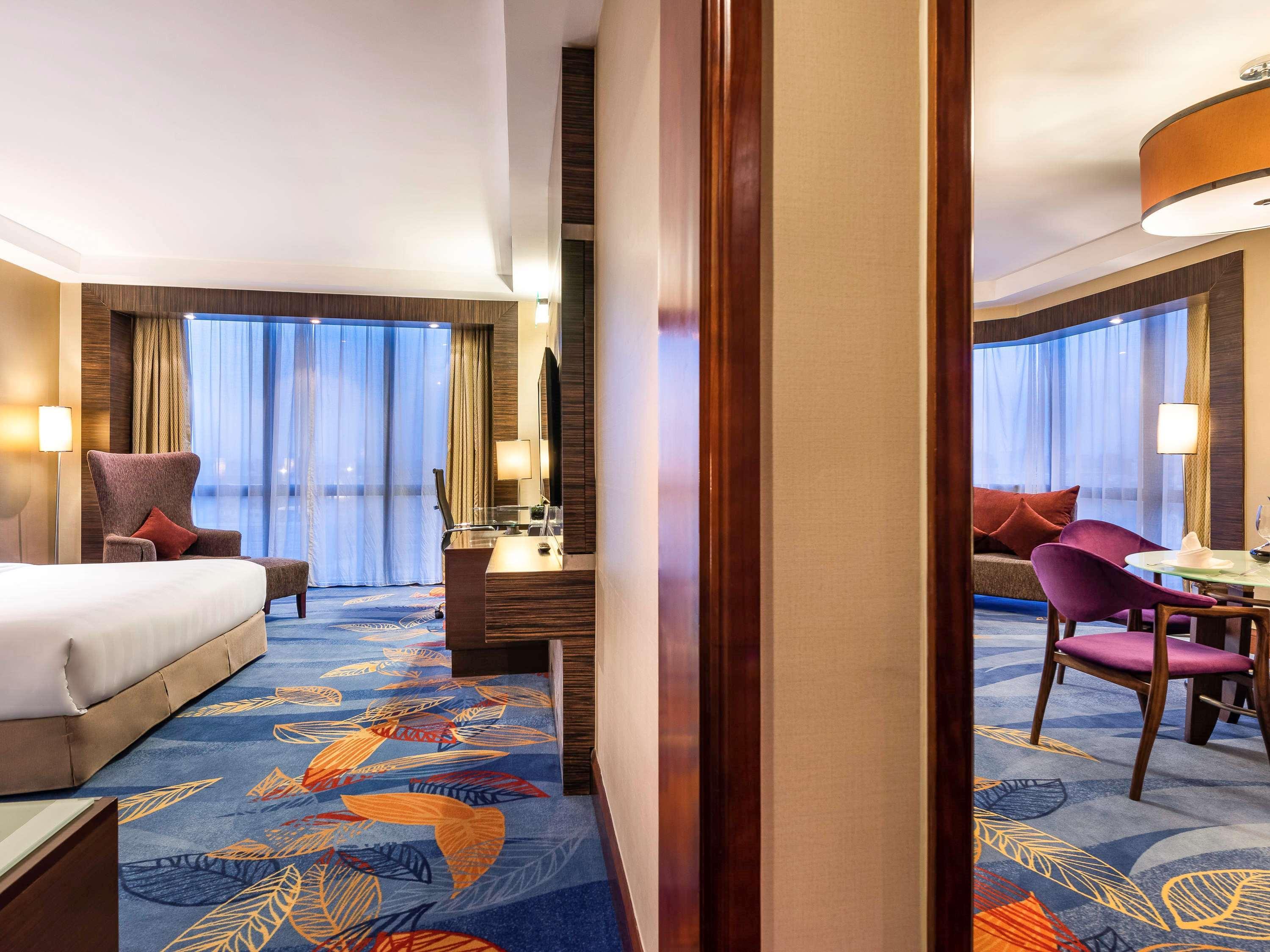 Novotel Beijing Peace Exterior foto