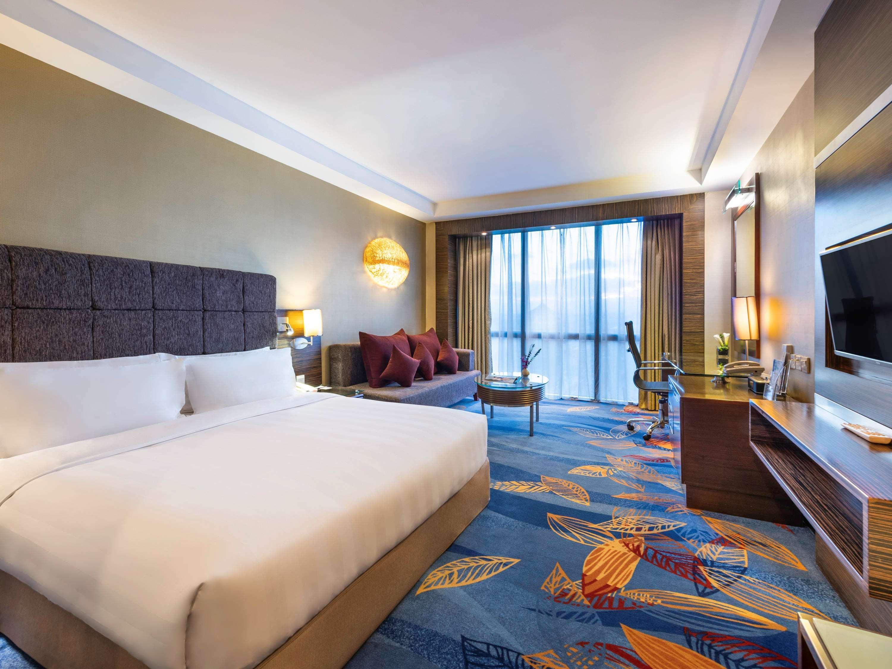 Novotel Beijing Peace Exterior foto