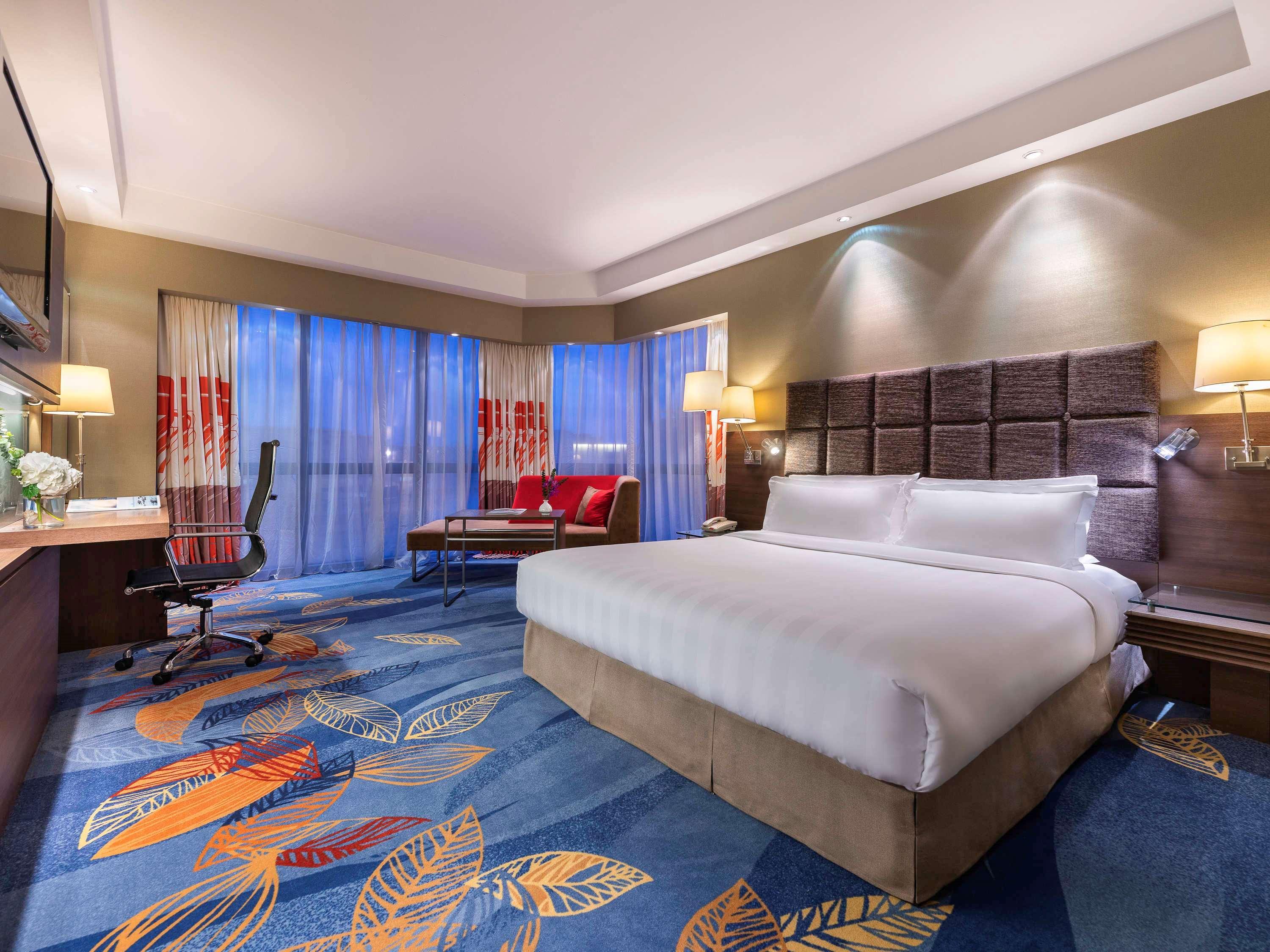 Novotel Beijing Peace Exterior foto