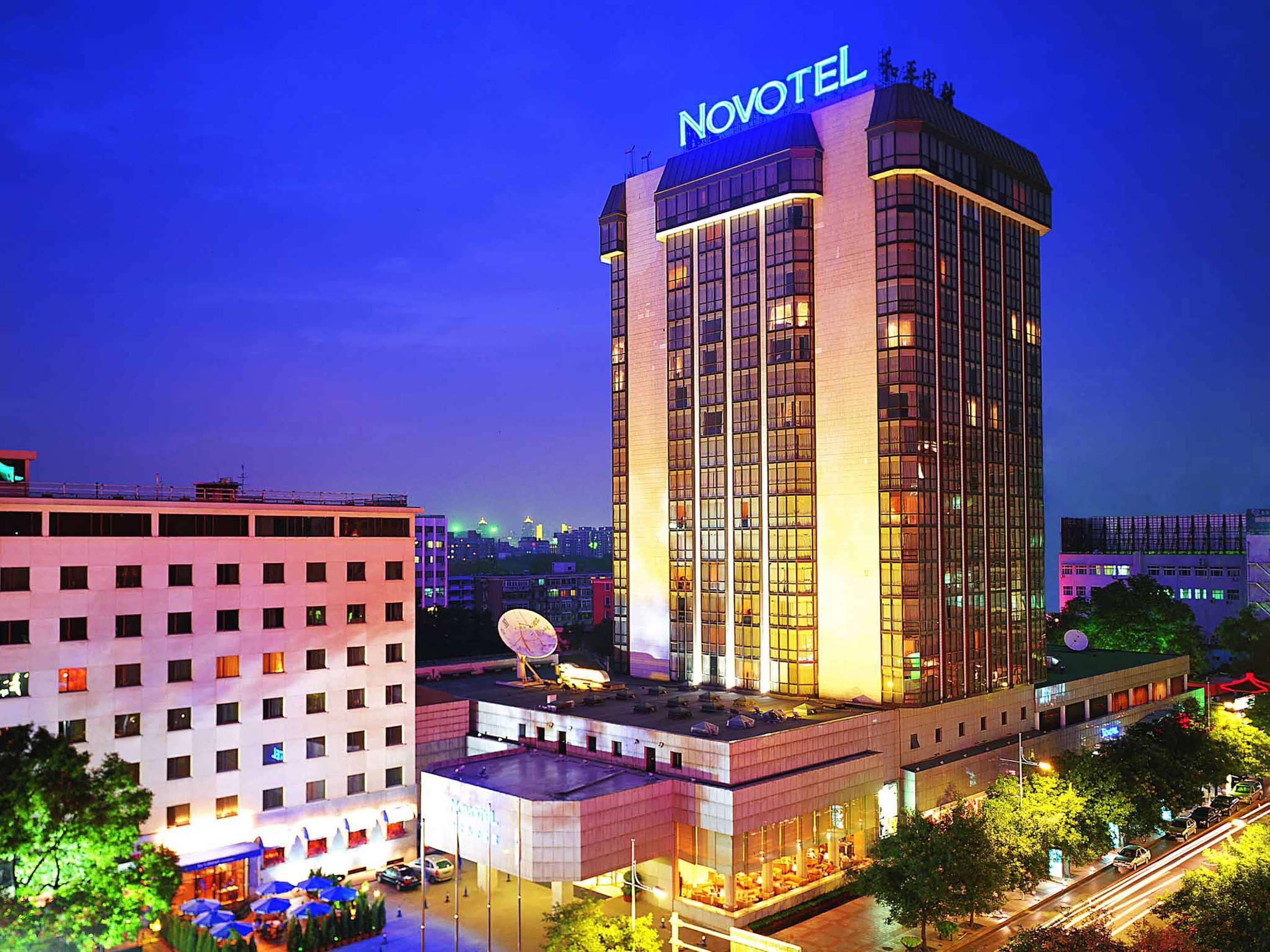 Novotel Beijing Peace Exterior foto