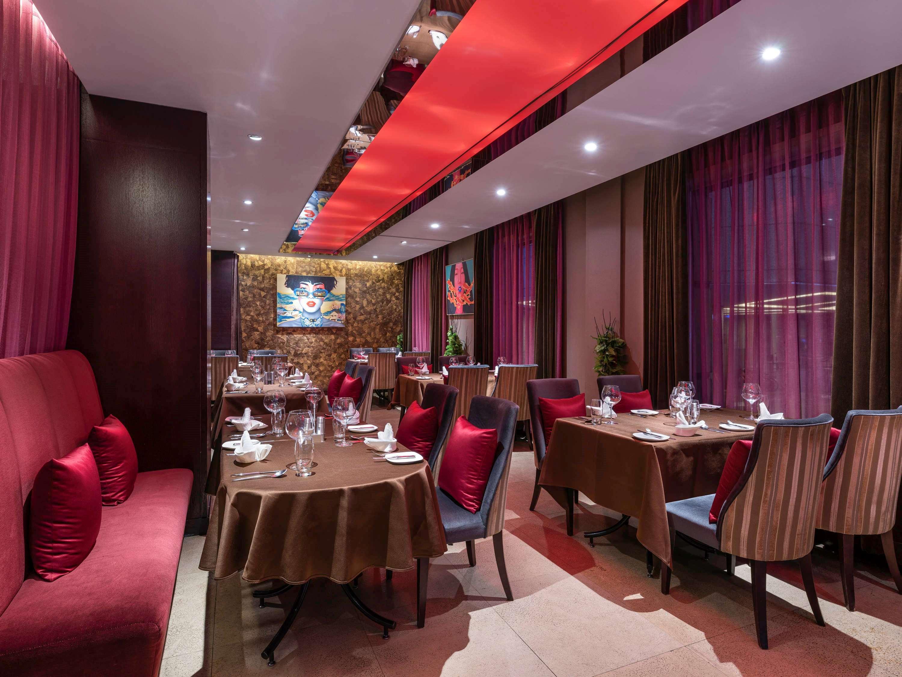 Novotel Beijing Peace Exterior foto