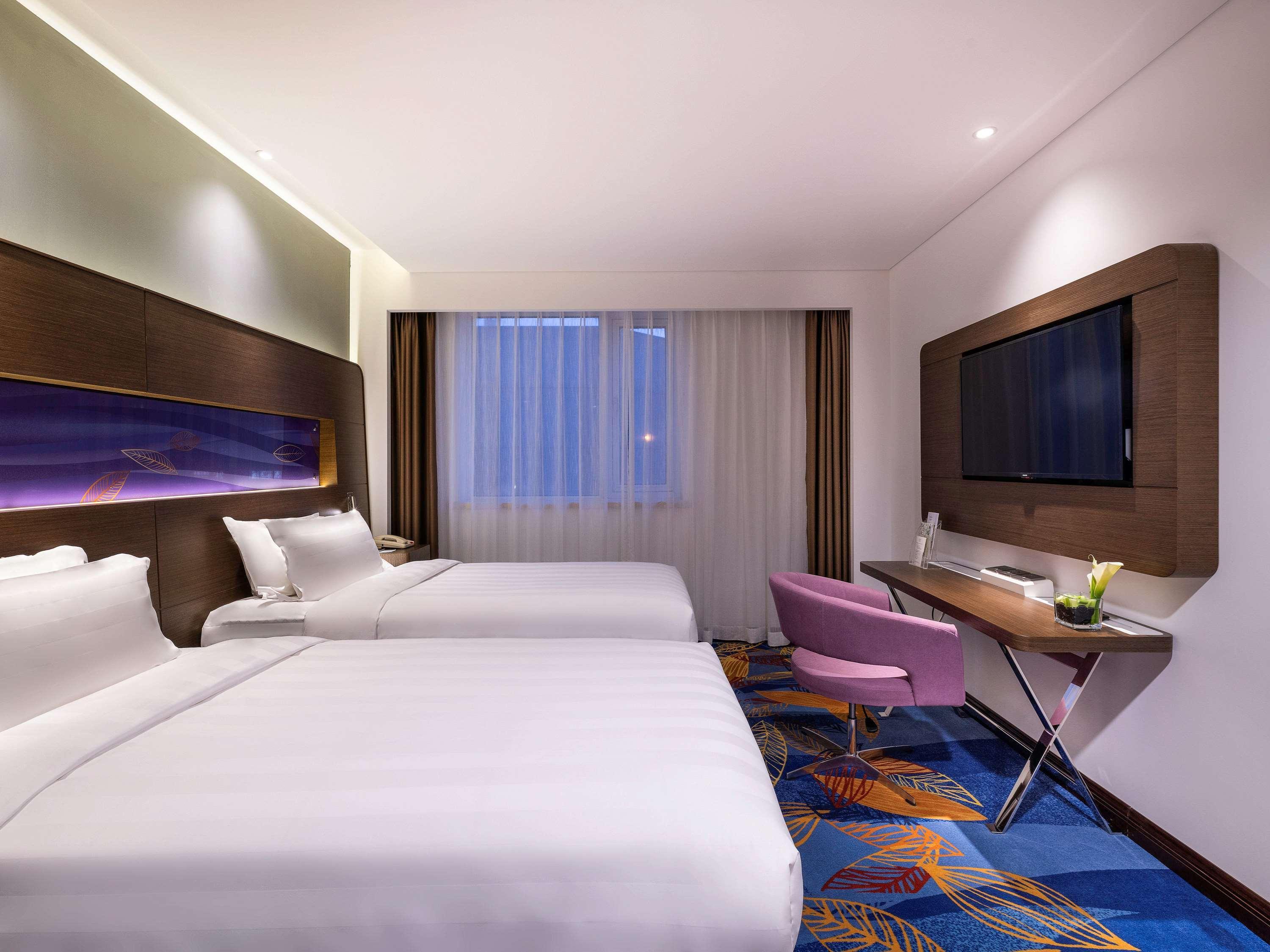 Novotel Beijing Peace Exterior foto