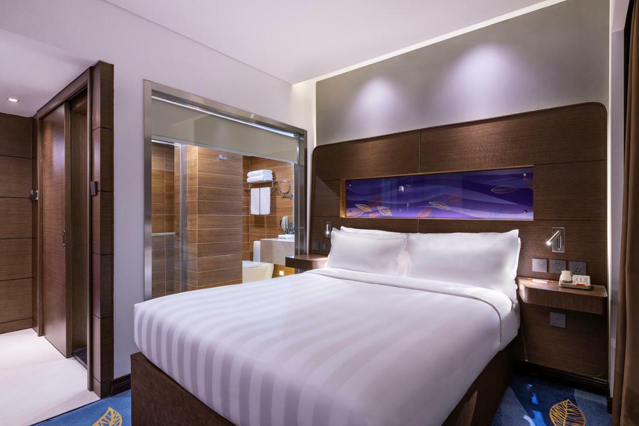 Novotel Beijing Peace Exterior foto