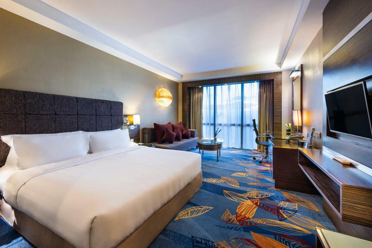 Novotel Beijing Peace Exterior foto