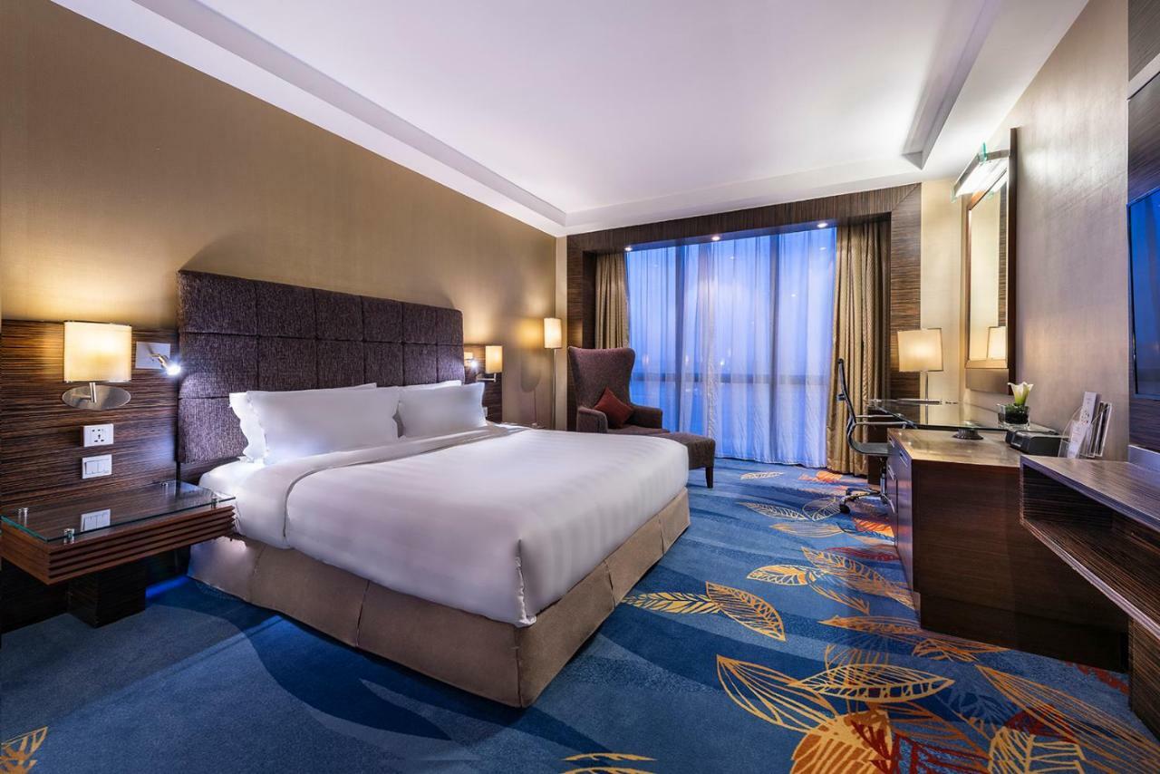 Novotel Beijing Peace Exterior foto