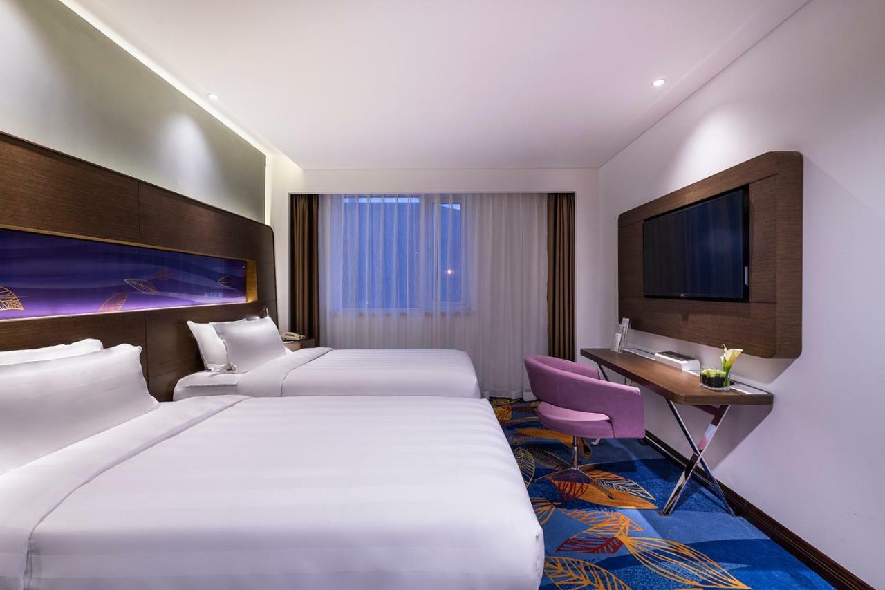 Novotel Beijing Peace Exterior foto